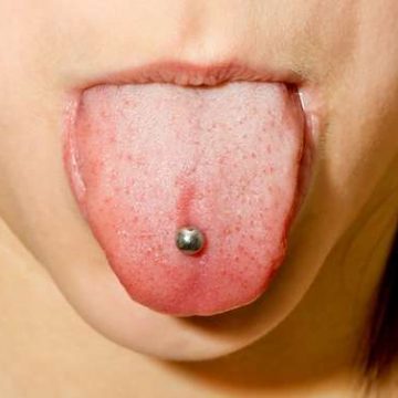 פירסינג בלשון